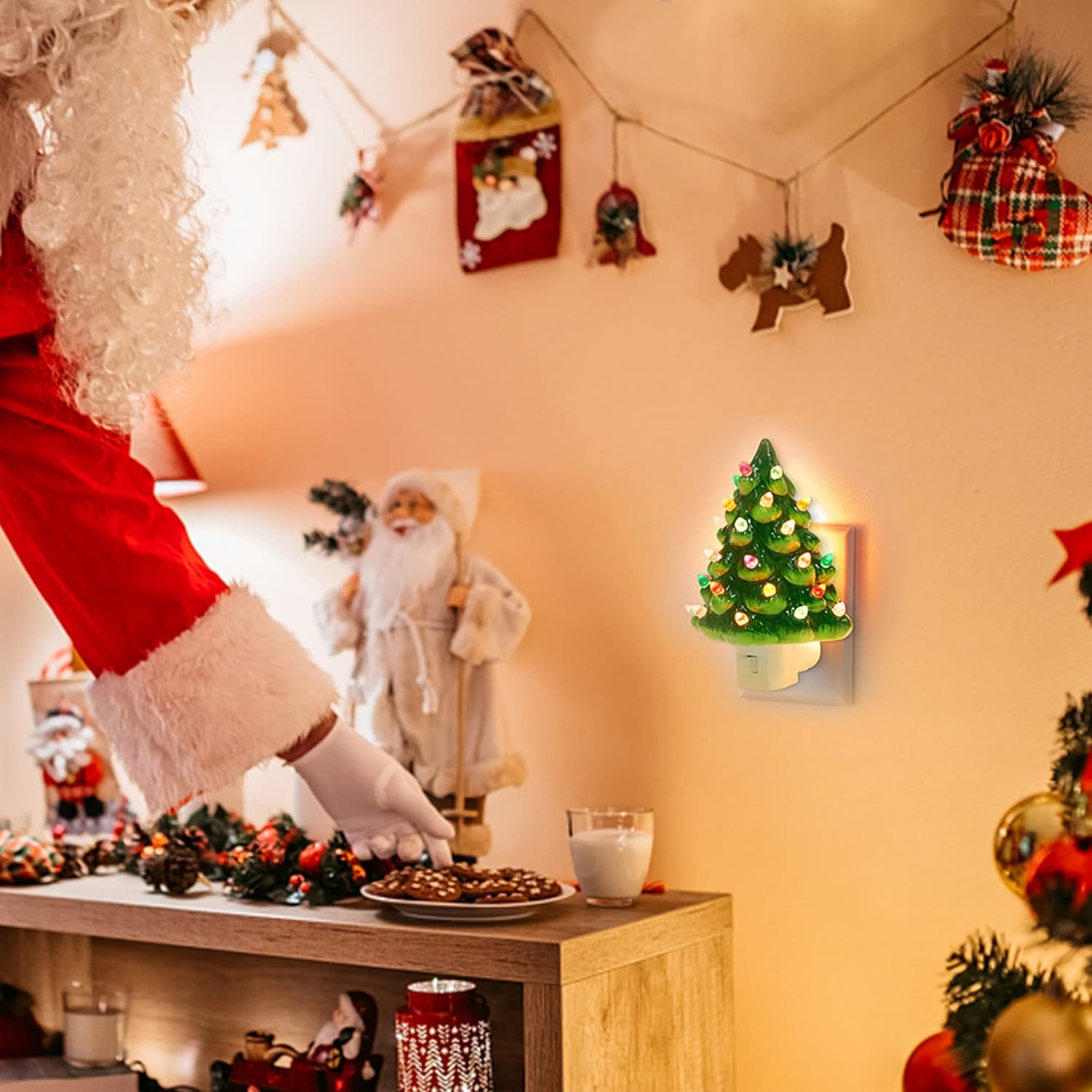 d78c0b17bc08089c0cc58cd6f401145e366e3ffb.jpeg Christmas Tree Night Light - Image 1